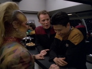 Filename=ariane179254_StarTrekVoyager_5x15_5x16_DarkFrontier_0649.jpg
Filesize=138KiB
Dimensions=1200x900
Date added=Apr 01, 2016 ariane179254_StarTrekVoyager_5x15_5x16_DarkFrontier_0649.jpg
