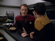 Filename=ariane179254_StarTrekVoyager_5x15_5x16_DarkFrontier_0661.jpg
Filesize=128KiB
Dimensions=1200x900
Date added=Apr 01, 2016 ariane179254_StarTrekVoyager_5x15_5x16_DarkFrontier_0661.jpg