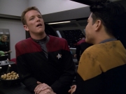 ariane179254_StarTrekVoyager_5x15_5x16_DarkFrontier_0664.jpg