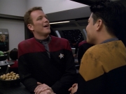 ariane179254_StarTrekVoyager_5x15_5x16_DarkFrontier_0665.jpg