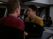ariane179254_StarTrekVoyager_5x15_5x16_DarkFrontier_0675.jpg