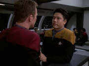ariane179254_StarTrekVoyager_5x15_5x16_DarkFrontier_0684.jpg