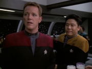 ariane179254_StarTrekVoyager_5x15_5x16_DarkFrontier_0689.jpg