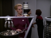 ariane179254_StarTrekVoyager_5x15_5x16_DarkFrontier_0698.jpg