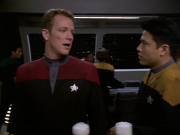 ariane179254_StarTrekVoyager_5x15_5x16_DarkFrontier_0706.jpg