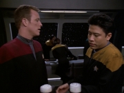 ariane179254_StarTrekVoyager_5x15_5x16_DarkFrontier_0709.jpg