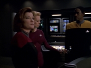 ariane179254_StarTrekVoyager_5x15_5x16_DarkFrontier_0730.jpg