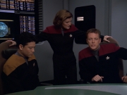 ariane179254_StarTrekVoyager_5x15_5x16_DarkFrontier_0834.jpg
