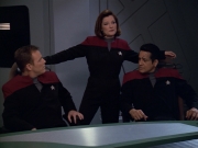ariane179254_StarTrekVoyager_5x15_5x16_DarkFrontier_0869.jpg