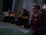 ariane179254_StarTrekVoyager_5x15_5x16_DarkFrontier_0874.jpg