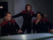 ariane179254_StarTrekVoyager_5x15_5x16_DarkFrontier_0884.jpg