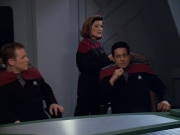 ariane179254_StarTrekVoyager_5x15_5x16_DarkFrontier_0886.jpg
