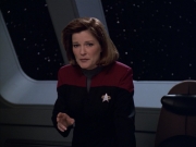 ariane179254_StarTrekVoyager_5x15_5x16_DarkFrontier_0902.jpg