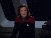 ariane179254_StarTrekVoyager_5x15_5x16_DarkFrontier_0906.jpg