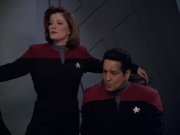 Filename=ariane179254_StarTrekVoyager_5x15_5x16_DarkFrontier_0945.jpg
Filesize=94KiB
Dimensions=1200x900
Date added=Apr 01, 2016 ariane179254_StarTrekVoyager_5x15_5x16_DarkFrontier_0945.jpg
