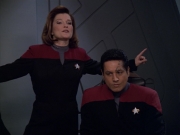 Filename=ariane179254_StarTrekVoyager_5x15_5x16_DarkFrontier_0949.jpg
Filesize=99KiB
Dimensions=1200x900
Date added=Apr 01, 2016 ariane179254_StarTrekVoyager_5x15_5x16_DarkFrontier_0949.jpg