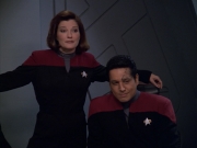 Filename=ariane179254_StarTrekVoyager_5x15_5x16_DarkFrontier_0956.jpg
Filesize=94KiB
Dimensions=1200x900
Date added=Apr 01, 2016 ariane179254_StarTrekVoyager_5x15_5x16_DarkFrontier_0956.jpg