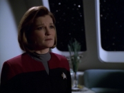 ariane179254_StarTrekVoyager_5x15_5x16_DarkFrontier_0970.jpg