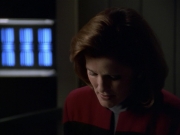 Filename=ariane179254_StarTrekVoyager_5x15_5x16_DarkFrontier_1031.jpg
Filesize=100KiB
Dimensions=1200x900
Date added=Apr 01, 2016 ariane179254_StarTrekVoyager_5x15_5x16_DarkFrontier_1031.jpg