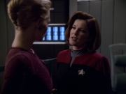 ariane179254_StarTrekVoyager_5x15_5x16_DarkFrontier_1060.jpg