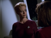 ariane179254_StarTrekVoyager_5x15_5x16_DarkFrontier_1067.jpg