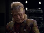 ariane179254_StarTrekVoyager_5x15_5x16_DarkFrontier_1128.jpg
