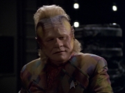 ariane179254_StarTrekVoyager_5x15_5x16_DarkFrontier_1138.jpg