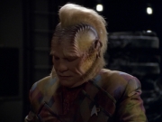 ariane179254_StarTrekVoyager_5x15_5x16_DarkFrontier_1146.jpg