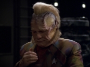 ariane179254_StarTrekVoyager_5x15_5x16_DarkFrontier_1165.jpg