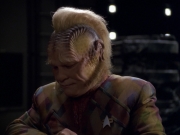 ariane179254_StarTrekVoyager_5x15_5x16_DarkFrontier_1181.jpg