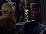 ariane179254_StarTrekVoyager_5x15_5x16_DarkFrontier_1187.jpg