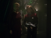ariane179254_StarTrekVoyager_5x15_5x16_DarkFrontier_1959.jpg