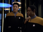 Filename=ariane179254_StarTrekVoyager_5x15_5x16_DarkFrontier_2054.jpg
Filesize=133KiB
Dimensions=1200x900
Date added=Apr 01, 2016 ariane179254_StarTrekVoyager_5x15_5x16_DarkFrontier_2054.jpg