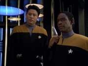 ariane179254_StarTrekVoyager_5x15_5x16_DarkFrontier_2063.jpg