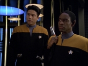 Filename=ariane179254_StarTrekVoyager_5x15_5x16_DarkFrontier_2075.jpg
Filesize=129KiB
Dimensions=1200x900
Date added=Apr 01, 2016 ariane179254_StarTrekVoyager_5x15_5x16_DarkFrontier_2075.jpg
