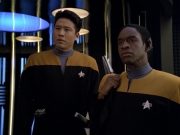 ariane179254_StarTrekVoyager_5x15_5x16_DarkFrontier_2089.jpg
