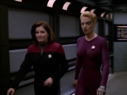 ariane179254_StarTrekVoyager_5x15_5x16_DarkFrontier_2106.jpg