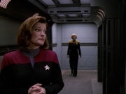 ariane179254_StarTrekVoyager_5x15_5x16_DarkFrontier_2170.jpg