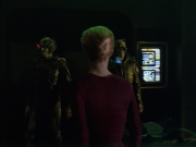 ariane179254_StarTrekVoyager_5x15_5x16_DarkFrontier_2369.jpg