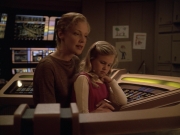ariane179254_StarTrekVoyager_5x15_5x16_DarkFrontier_2465.jpg