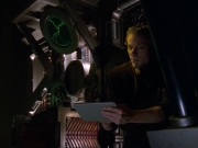 ariane179254_StarTrekVoyager_5x15_5x16_DarkFrontier_2492.jpg