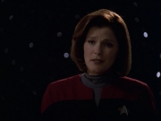 ariane179254_StarTrekVoyager_5x15_5x16_DarkFrontier_2744.jpg