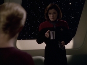 ariane179254_StarTrekVoyager_5x15_5x16_DarkFrontier_2758.jpg
