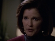 ariane179254_StarTrekVoyager_5x15_5x16_DarkFrontier_2796.jpg