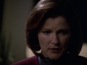 ariane179254_StarTrekVoyager_5x15_5x16_DarkFrontier_2797.jpg