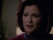 ariane179254_StarTrekVoyager_5x15_5x16_DarkFrontier_2812.jpg