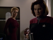 Filename=ariane179254_StarTrekVoyager_5x15_5x16_DarkFrontier_2843.jpg
Filesize=110KiB
Dimensions=1200x900
Date added=Apr 01, 2016 ariane179254_StarTrekVoyager_5x15_5x16_DarkFrontier_2843.jpg