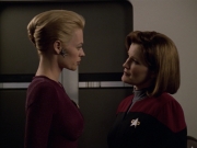 ariane179254_StarTrekVoyager_5x15_5x16_DarkFrontier_2951.jpg