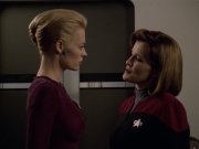 ariane179254_StarTrekVoyager_5x15_5x16_DarkFrontier_2954.jpg