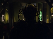 ariane179254_StarTrekVoyager_5x15_5x16_DarkFrontier_3142.jpg
